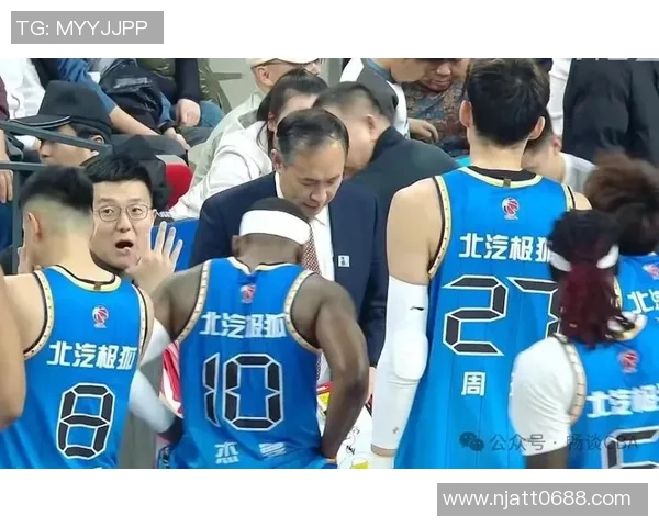 北控与广厦激战CBA联赛巅峰对决球迷期待精彩瞬间与战术较量